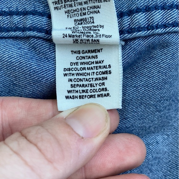 FREE PEOPLE • Medium Wash Denim Mini Skirt size 4 - Picture 14 of 16